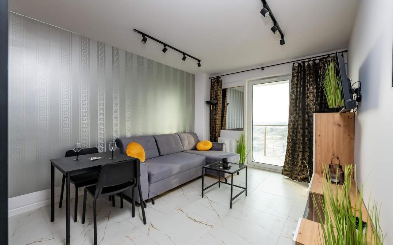Loveroom Panorama Park Jacuzzi Белосток Экстерьер фото